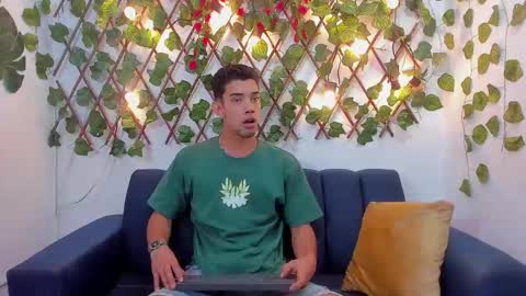 prince_arthur77 online show from 01/07/25, 01:03