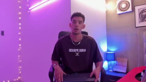 prince_arthur77 online show from 01/12/25, 06:59