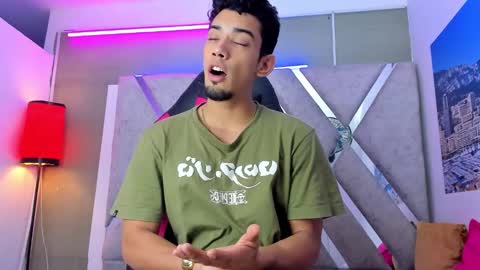 prince_arthur77 online show from 10/18/25, 01:45