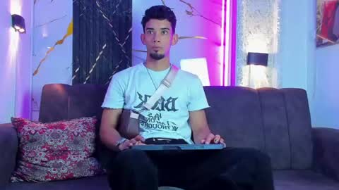prince_arthur77 online show from 07/05/26, 04:03