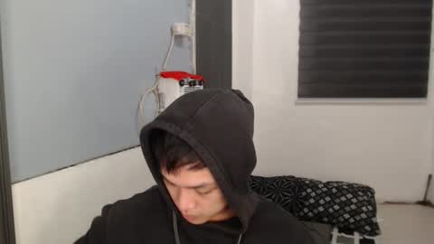 Prince Adrian online show from 10/02/25, 06:37