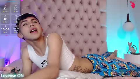 Snapshot of princeapolo_anki chatting on 10/29/25, 08:21 Prince online show from 10/29/25, 08:21