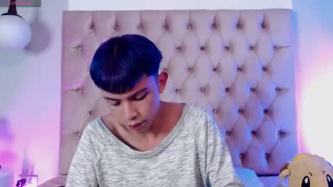 Snapshot of princeapolo_anki chatting on 11/04/25, 07:57 Prince online show from 11/04/25, 07:57