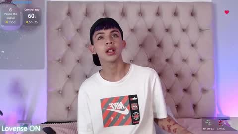 Snapshot of princeapolo_anki chatting on 11/06/25, 08:54 Prince online show from 11/06/25, 08:54