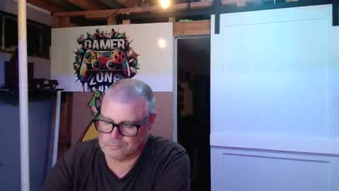 Snapshot of princepeircing chatting on 05/22/26, 05:14 Princepiercing online show from 05/22/26, 05:14