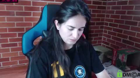 Leia online show from 06/09/26, 03:23