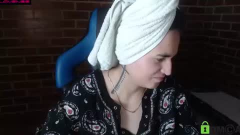 Leia online show from 07/26/26, 01:36