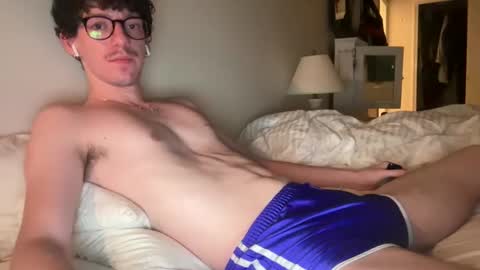 Snapshot of princespeaches chatting on 10/06/25, 01:03 Peaches online show from 10/06/25, 01:03