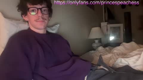 Snapshot of princespeaches chatting on 10/12/25, 11:26 Peaches online show from 10/12/25, 11:26