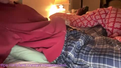 Snapshot of princespeaches chatting on 11/11/25, 02:22 Peaches online show from 11/11/25, 02:22