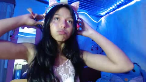 Snapshot of princess_elia chatting on 10/17/25, 12:14  Elia  online show from 10/17/25, 12:14