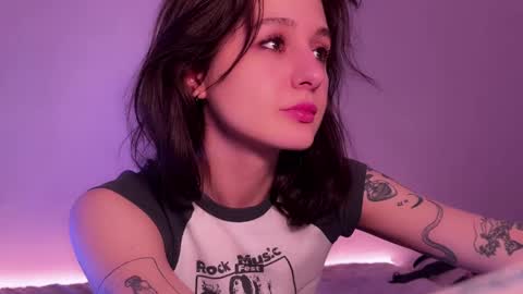 Kristina online show from 12/19/24, 04:35