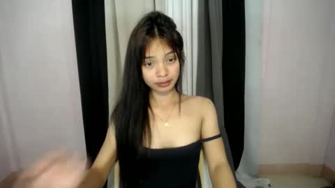 Snapshot of princess_luxe chatting on 04/16/26, 08:31 Cutie Princess online show from 04/16/26, 08:31