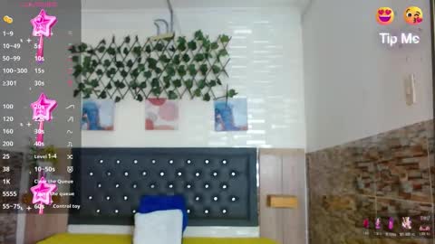 Snapshot of princess_martinez chatting on 10/31/25, 04:52 Princess Martinez online show from 10/31/25, 04:52