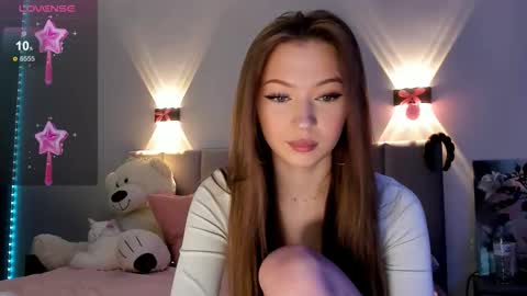 Princess Diana online show from 09/19/25, 06:08