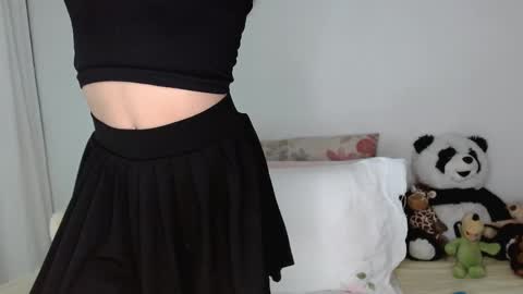 Snapshot of princess_ofyourdreams chatting on 11/07/25, 06:08 Sophie online show from 11/07/25, 06:08