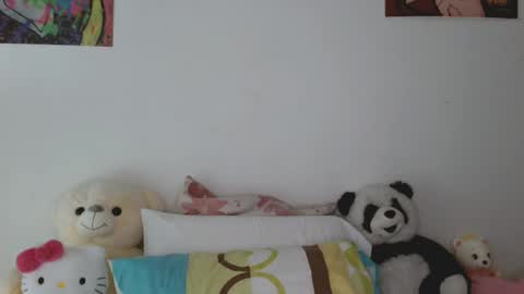 Snapshot of princess_ofyourdreams chatting on 03/21/26, 03:22 Sophie online show from 03/21/26, 03:22