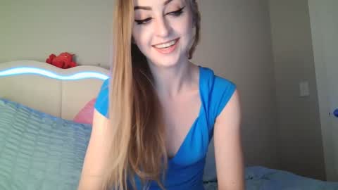 Snapshot of princess_peach_x chatting on 11/03/25, 07:04 Tiffany online show from 11/03/25, 07:04