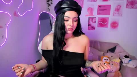 Snapshot of princess_saris chatting on 06/02/26, 08:22 online show from 06/02/26, 08:22