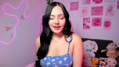 Snapshot of princess_saris chatting on 06/12/26, 08:30 online show from 06/12/26, 08:30