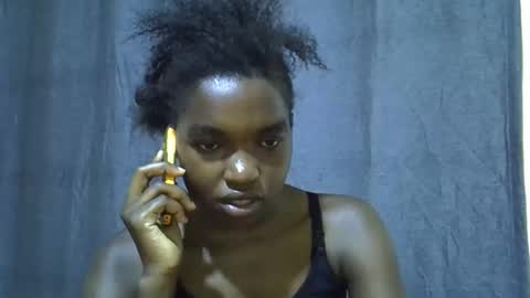 princess_scovia online show from 11/25/25, 06:41