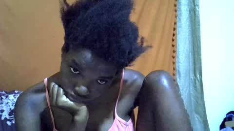 princess_scovia online show from 07/25/26, 07:44