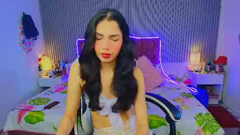 princess_skinny18 online show from 07/09/26, 07:40