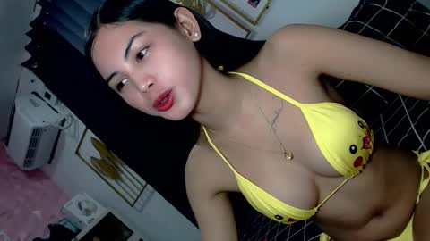 Snapshot of princess_stellaxx chatting on 01/28/25, 05:24 Estela online show from 01/28/25, 05:24