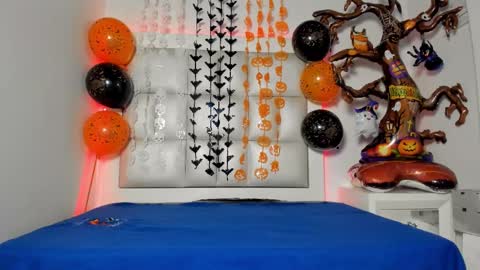 Snapshot of princess_tokyo_ chatting on 10/06/25, 05:27 princess_tokyo_ online show from 10/06/25, 05:27