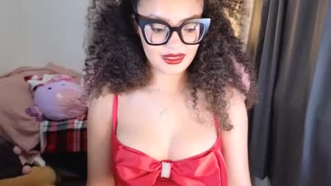 Snapshot of princessamberrrxo chatting on 12/25/24, 03:28 Amber online show from 12/25/24, 03:28