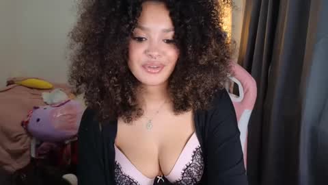 Snapshot of princessamberrrxo chatting on 02/04/25, 04:29 Amber online show from 02/04/25, 04:29