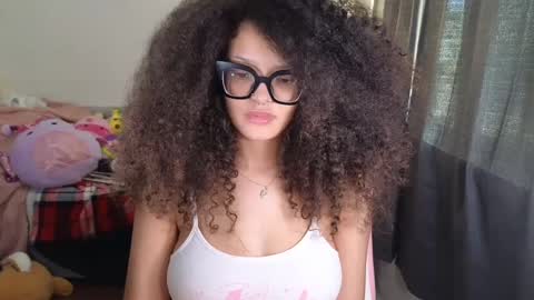 Snapshot of princessamberrrxo chatting on 02/21/25, 09:54 Amber online show from 02/21/25, 09:54