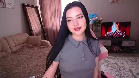princessamira1 online show from 04/19/26, 05:40