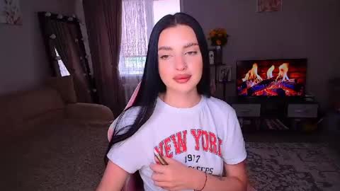 princessamira1 online show from 07/17/26, 07:04