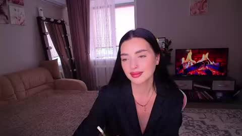 princessamira1 online show from 08/03/26, 08:02