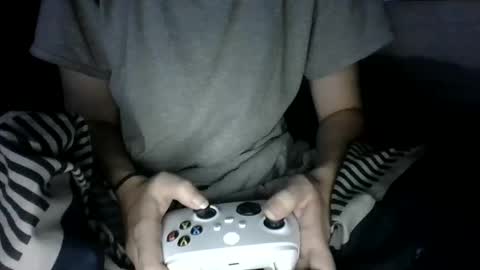 Holly love online show from 11/21/25, 09:19