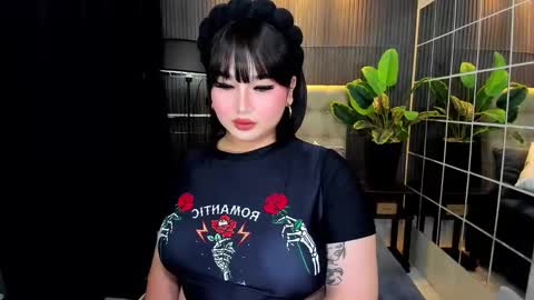 Astrid Ley online show from 02/17/25, 04:26