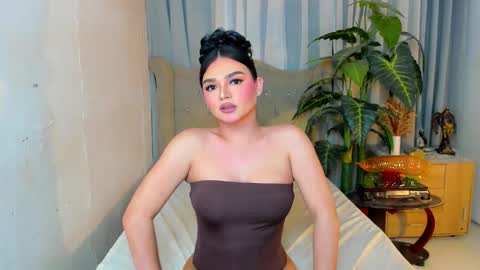 Snapshot of princesshugecumontop chatting on 02/23/26, 12:57 PrincessDONT FORGET TO FOLLOW ME online show from 02/23/26, 12:57