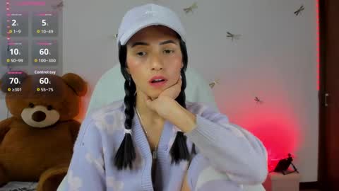 princessluna_14 online show from 09/18/25, 08:44