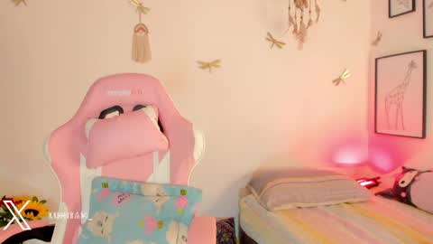 princessluna_14 online show from 05/29/26, 09:13
