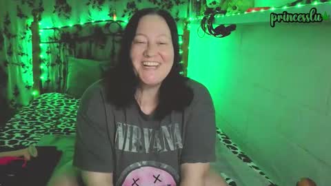 Snapshot of princesslux18 chatting on 10/03/25, 06:49 Lux Alot Luxi online show from 10/03/25, 06:49