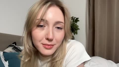 Kate online show from 04/24/26, 05:15