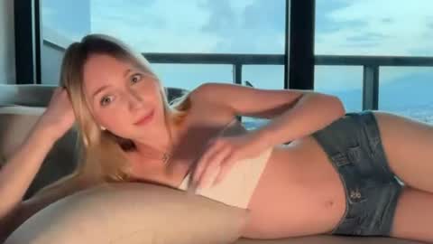 Kate online show from 07/04/26, 04:46