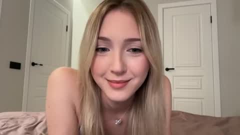 Kate online show from 07/19/26, 04:11