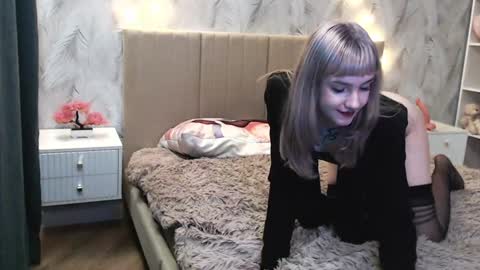 18 y.o online show from 12/23/24, 04:50