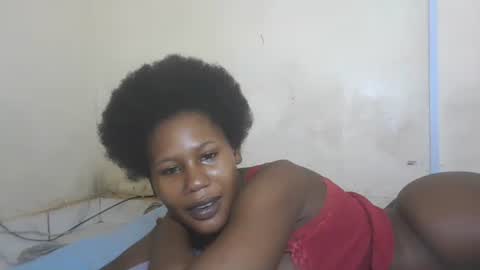 Snapshot of princesssweetass2 chatting on 10/06/25, 09:40 FENNY online show from 10/06/25, 09:40