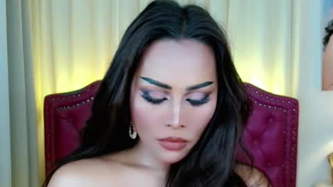 princessyanzy1 online show from 06/11/26, 02:53