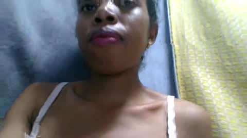 Snapshot of prisca880319 chatting on 04/16/26, 04:02 prisca880319 online show from 04/16/26, 04:02