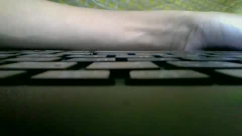 Snapshot of prisca880319 chatting on 05/17/26, 05:38 prisca880319 online show from 05/17/26, 05:38
