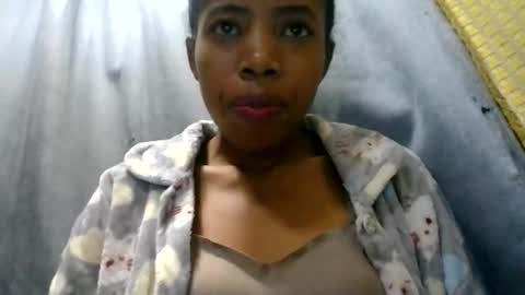 Snapshot of prisca880319 chatting on 05/29/26, 02:15 prisca880319 online show from 05/29/26, 02:15